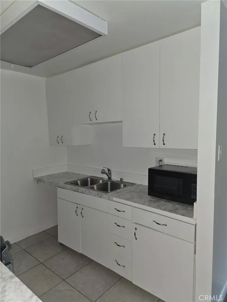 10331 Lindley 150