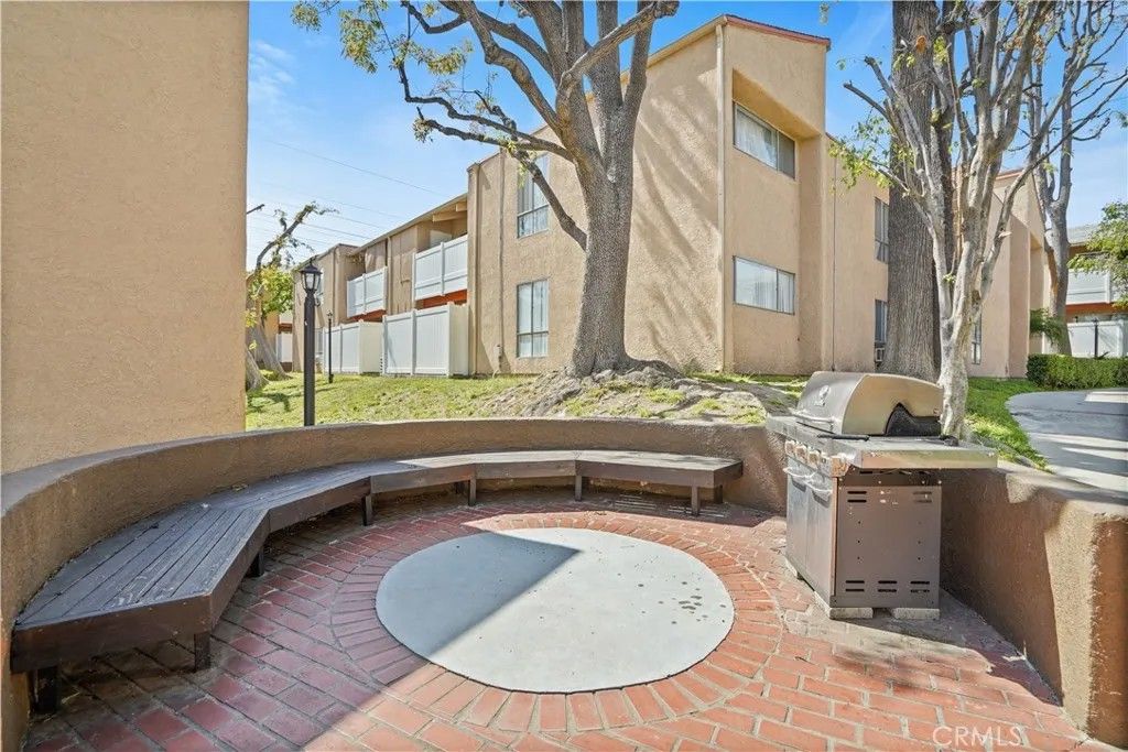 Photo of 10331 Lindley Avenue #150, Porter Ranch, CA 91326 (MLS # SR26088117)