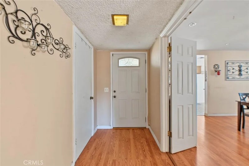 14990 Oakwood