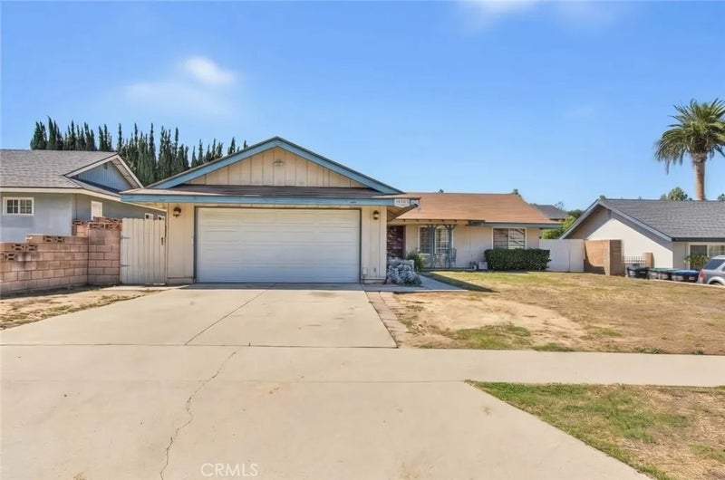 14990 Oakwood