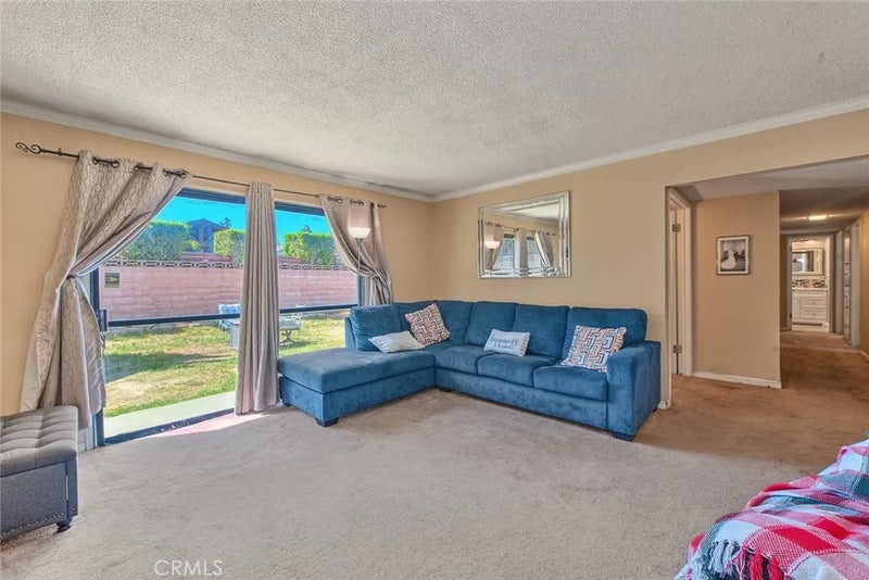 14990 Oakwood
