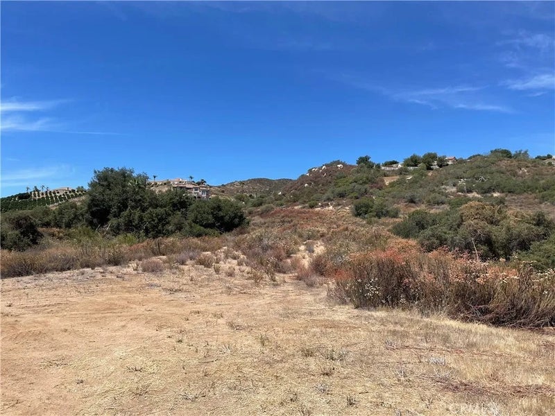 21903 Los Robles