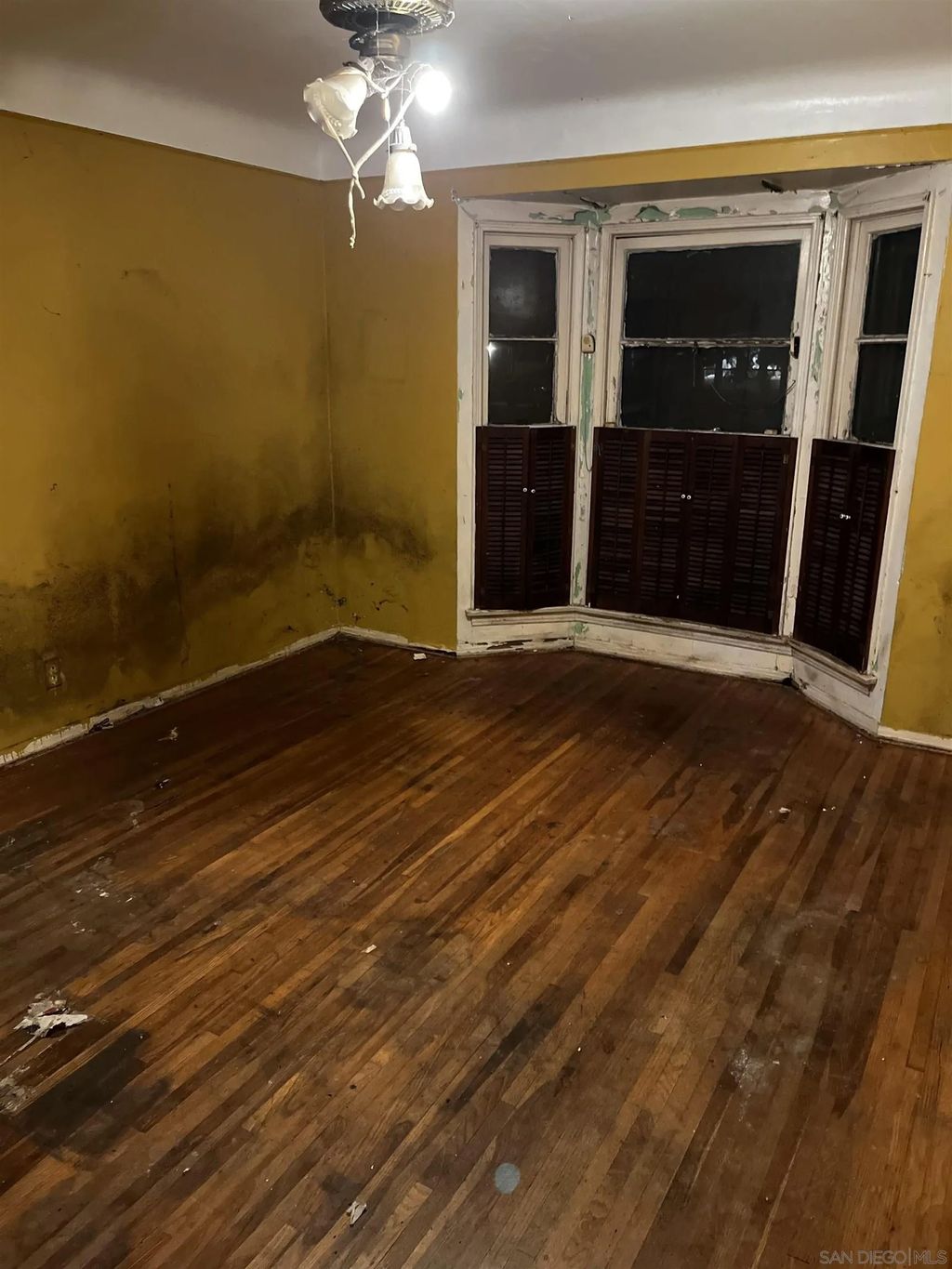 Photo of 2011 S Point View Street, Los Angeles, CA 90034 (MLS # 2600845)