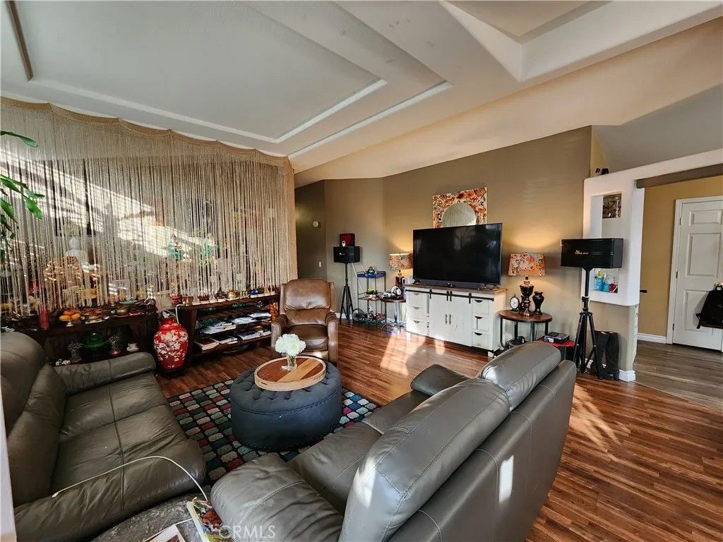 Photo of 103 Gannet Ln, Fountain Valley, CA 92708 (MLS # OC25267403)