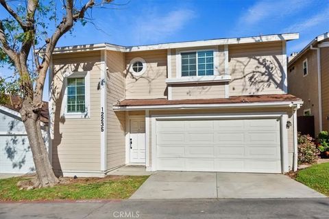 Photo of 12235 Clover #169, Pacoima, CA 91331 (MLS # SR26055242)