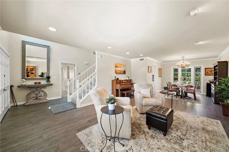 10101 Beverly Drive