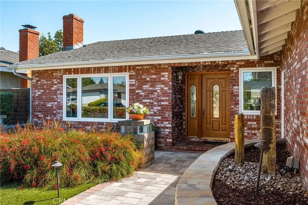 Photo of 1218 E Chalynn Avenue, Orange, CA 92866 (MLS # PW26074968)