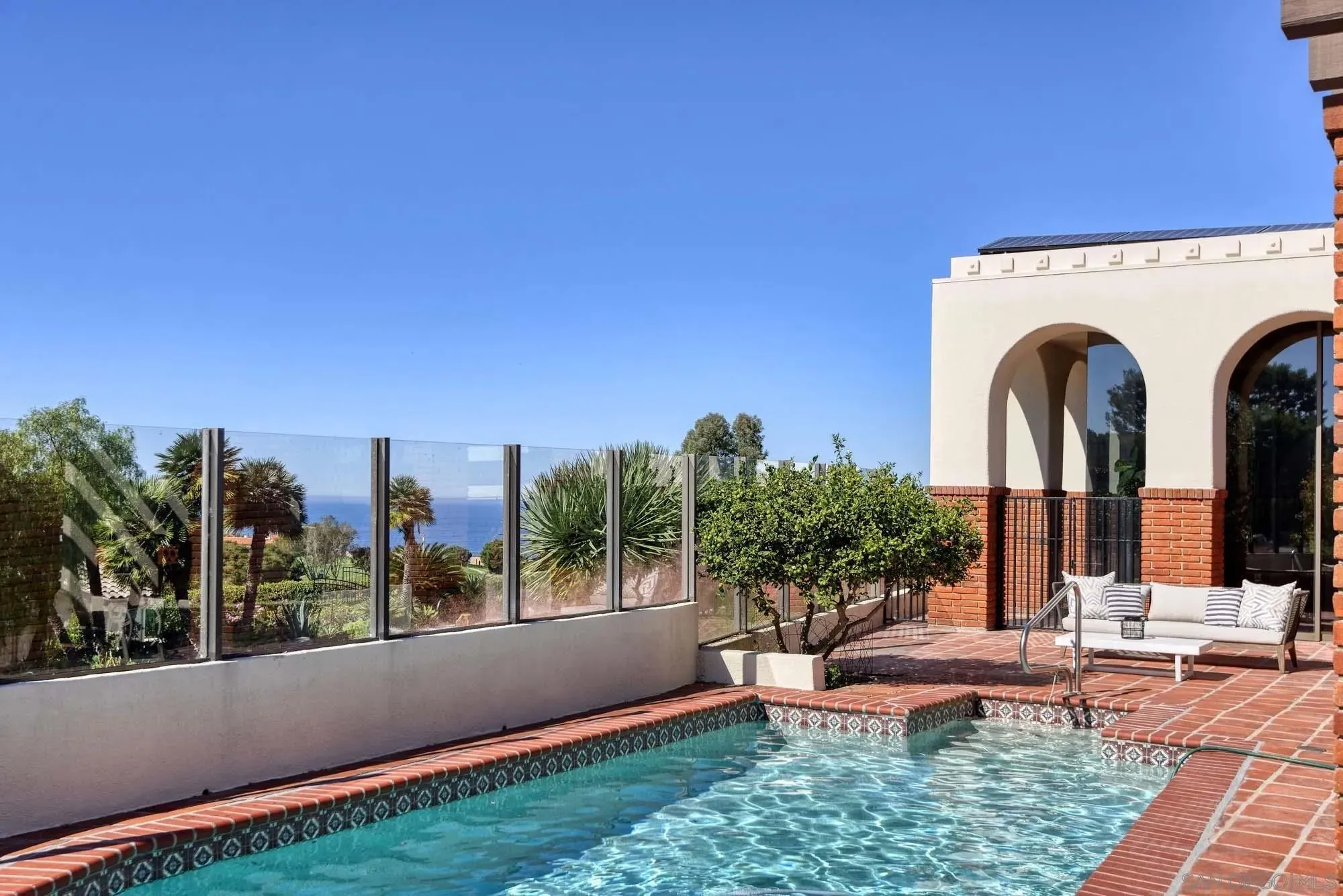 La Jolla, California 92037, United States, 3 Bedrooms Bedrooms, ,3 BathroomsBathrooms,Residential,Active,237094