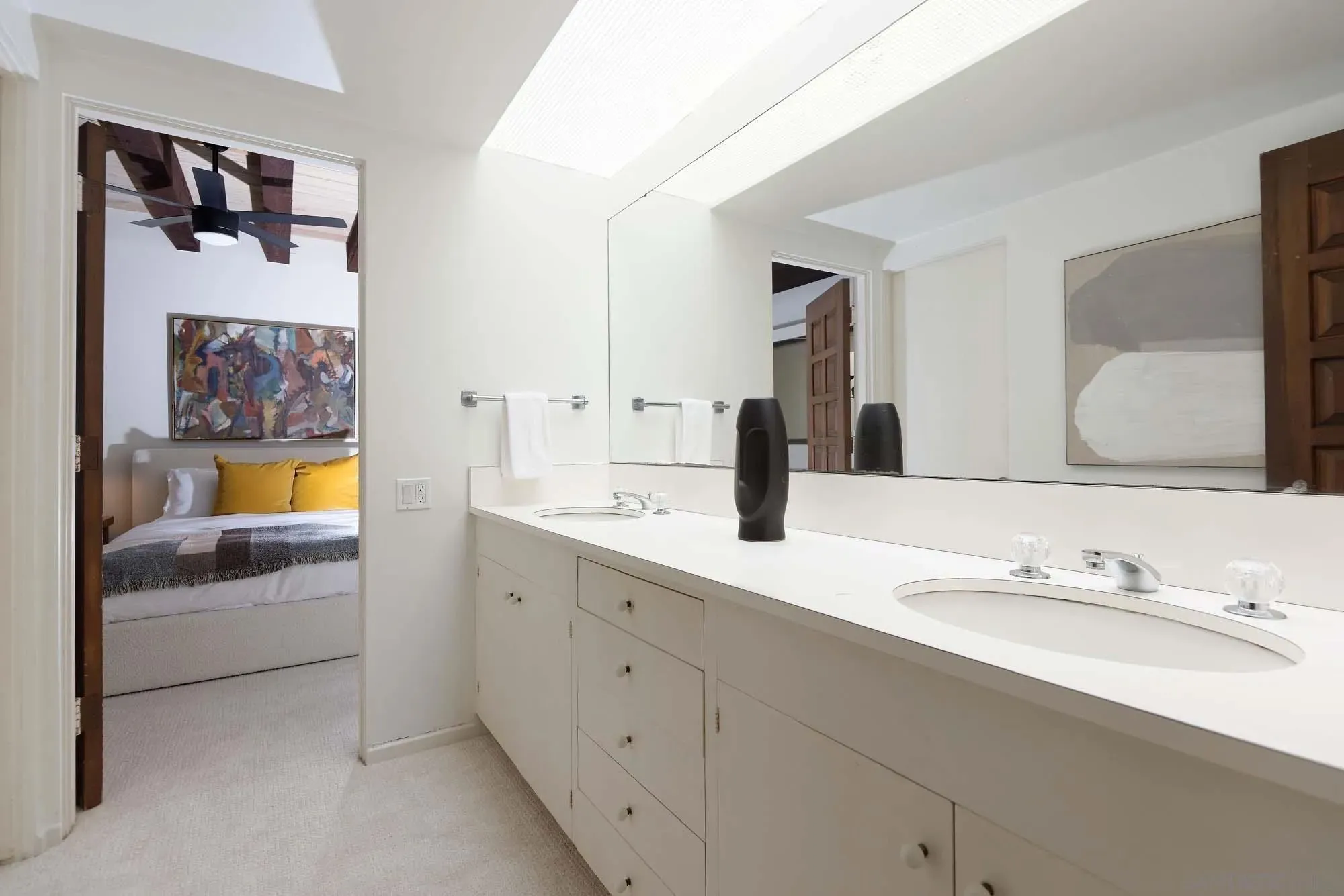 La Jolla, California 92037, United States, 3 Bedrooms Bedrooms, ,3 BathroomsBathrooms,Residential,Active,237094