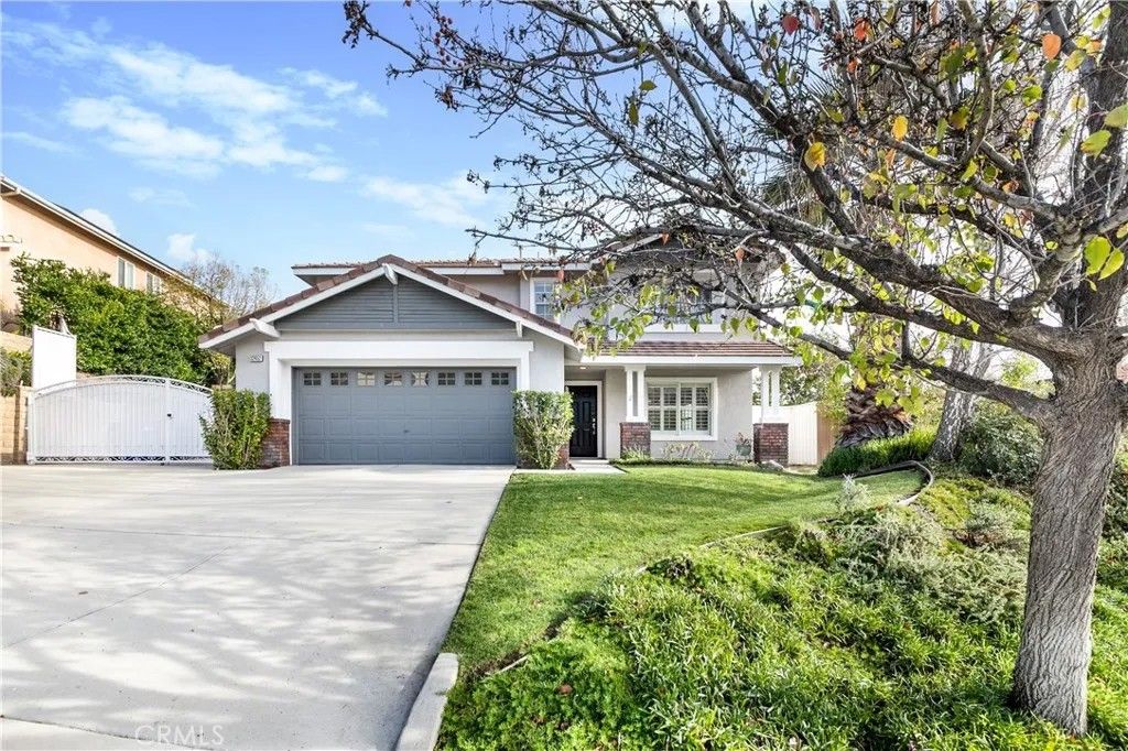 Photo of 32452 Sierra Oak Trl, Castaic, CA 91384 (MLS # SR26003584)