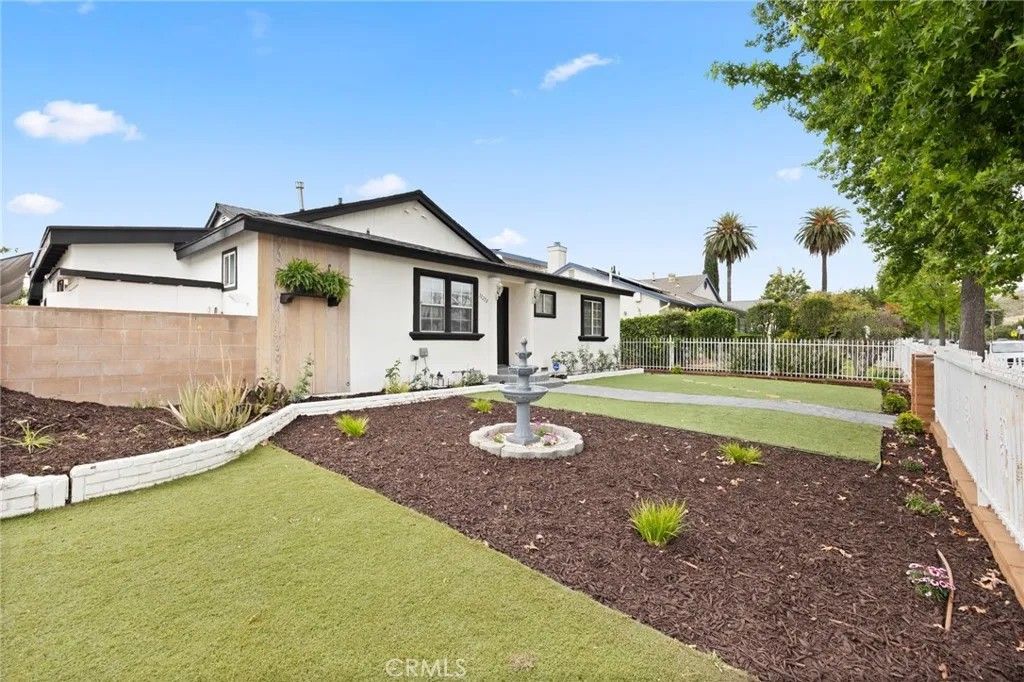 Photo of 11213 Haskell Avenue, Granada Hills, CA 91344 (MLS # DW26073026)