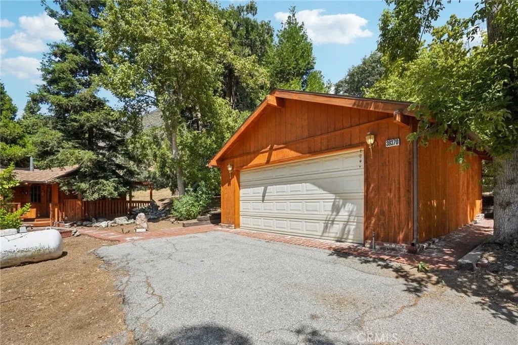 39370 Clearwater Drive