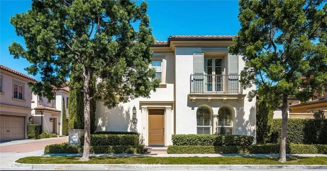 61 Cactus Flower, Irvine