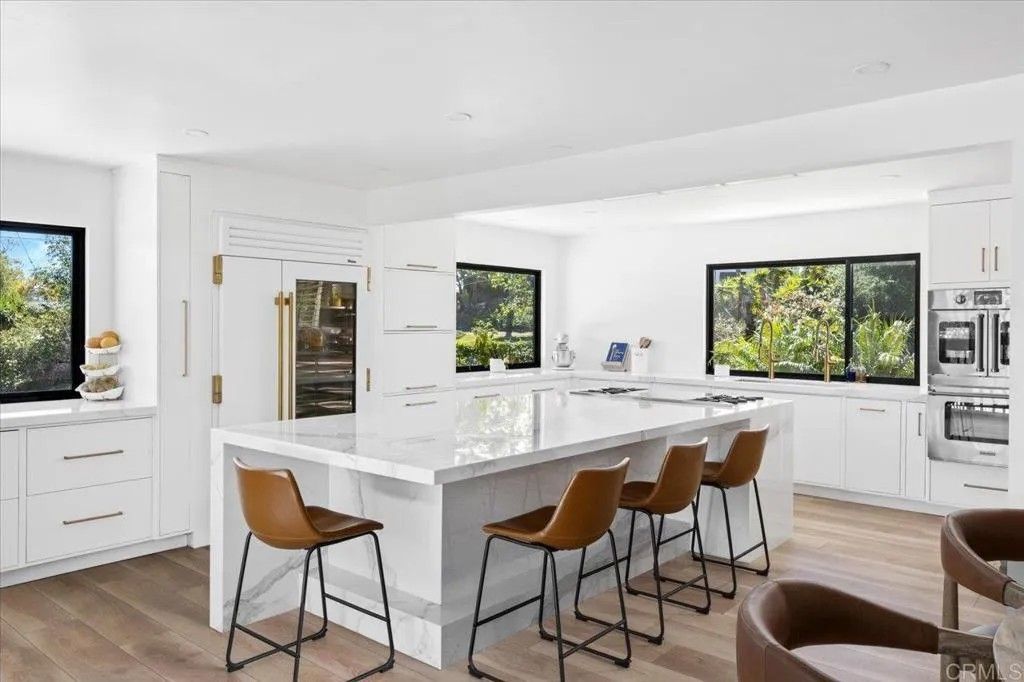 Photo of 524 Morningside Drive, Vista, CA 92084 (MLS # NDP2602578)