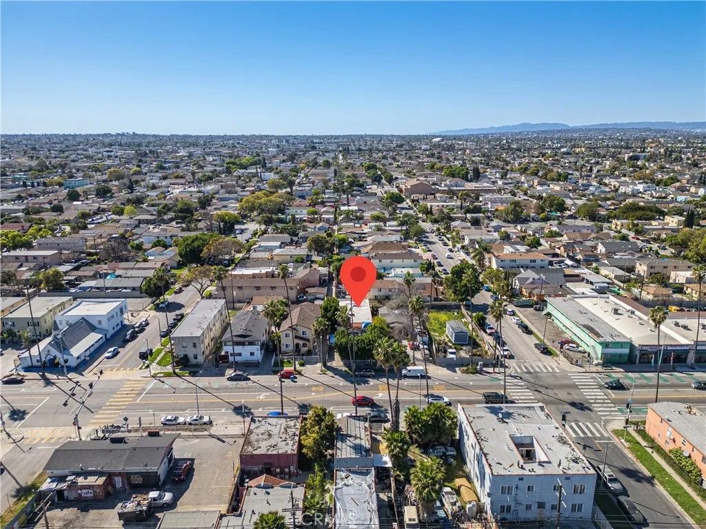 Photo of 8311 Avalon Blvd, Los Angeles, CA 90003 (MLS # SR26058178)