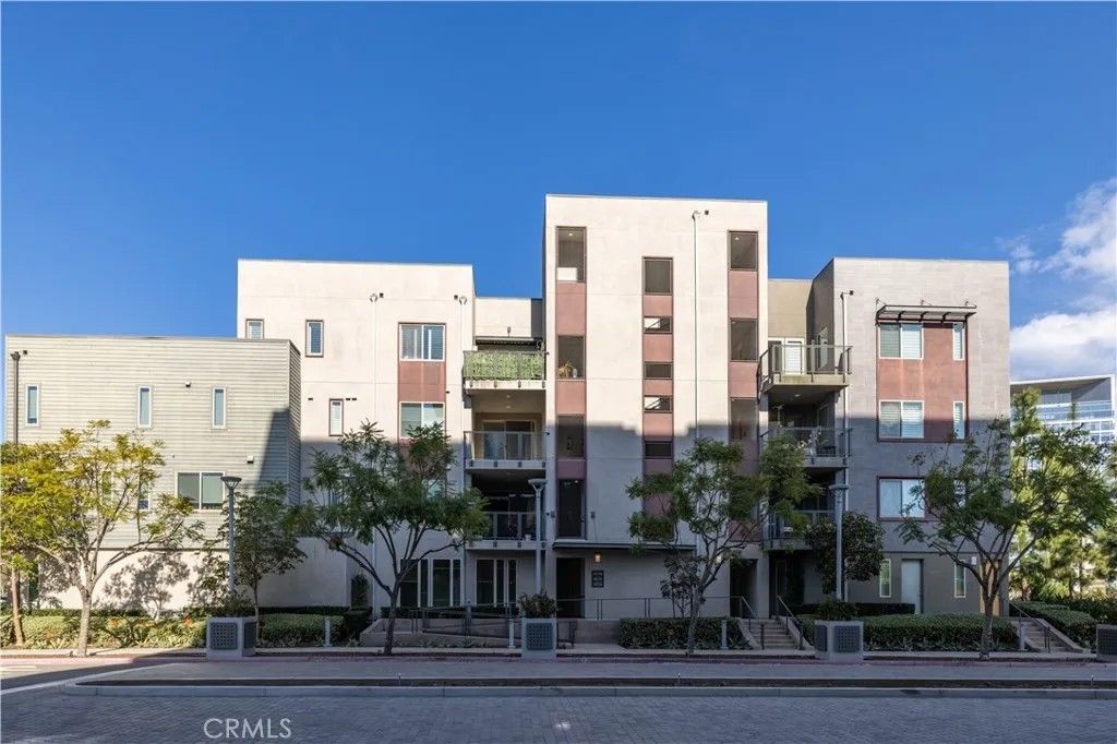 Photo of 106 Tribeca, Irvine, CA 92612 (MLS # OC26022885)