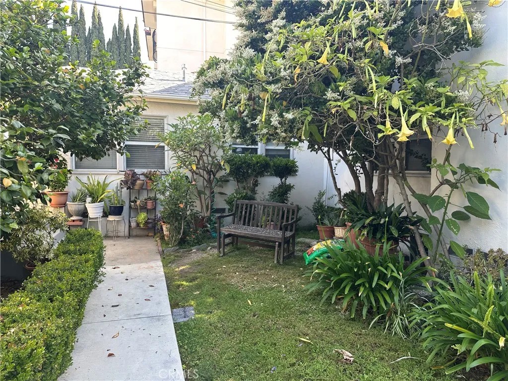 2535 CROSS Street