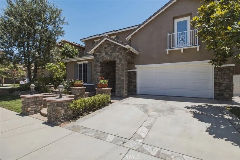 11077 Kalmia Court