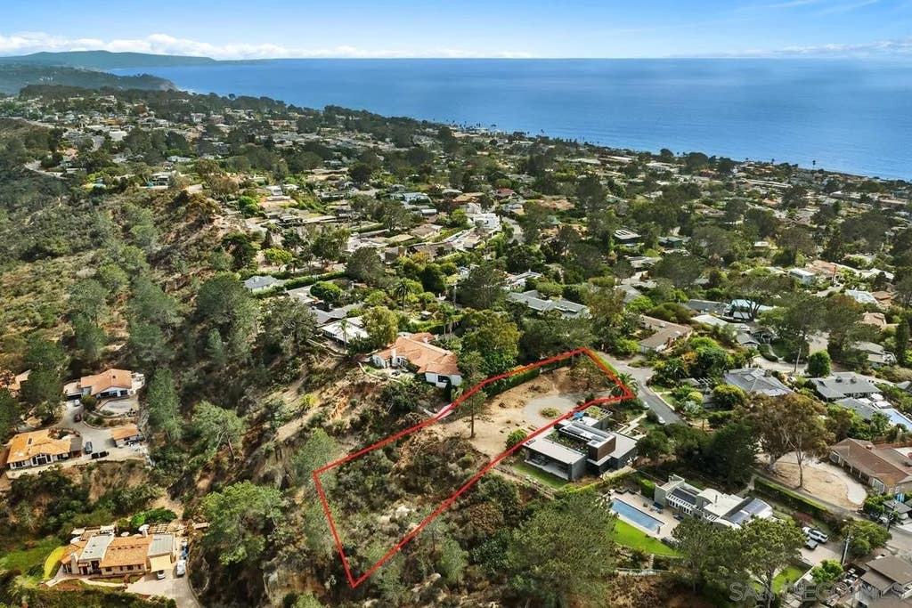 Photo of 1241 Crest Rd, Del Mar, CA 92014 (MLS # 260019434)