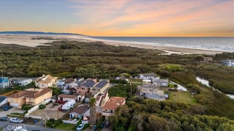 Tiny photo for 550 Honolulu Ave, Oceano, CA 93445 (MLS # SC25245780)