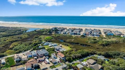 Tiny photo for 550 Honolulu Ave, Oceano, CA 93445 (MLS # SC25245780)