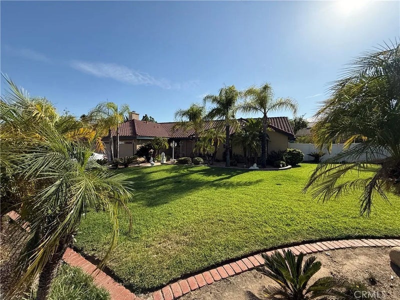 11551 Knoll Vista