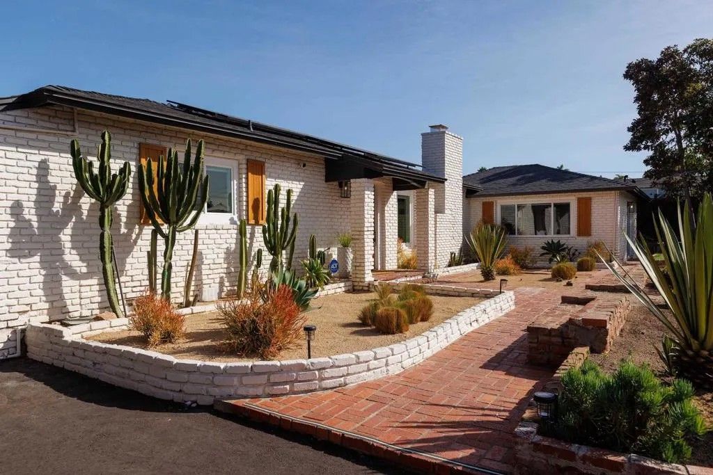 Photo of 4350 Highland Drive, Carlsbad, CA 92008 (MLS # NDP2604025)
