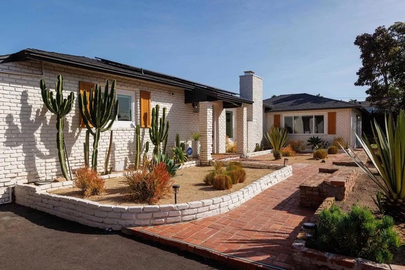 4350 Highland Drive