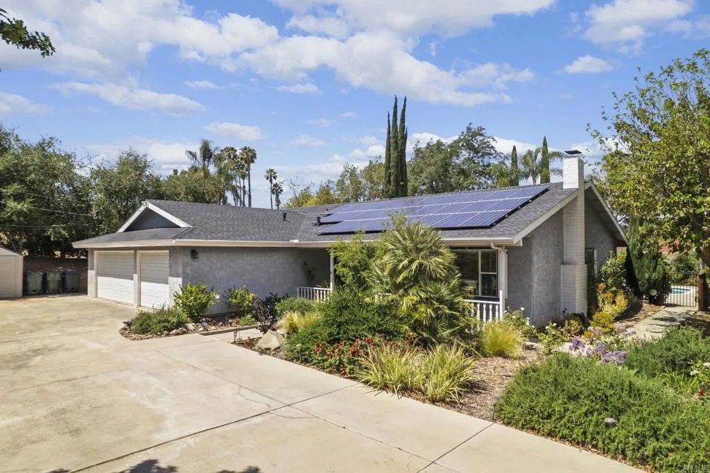 Photo of 1973 Felicita Road, Escondido, CA 92025 (MLS # NDP2603807)