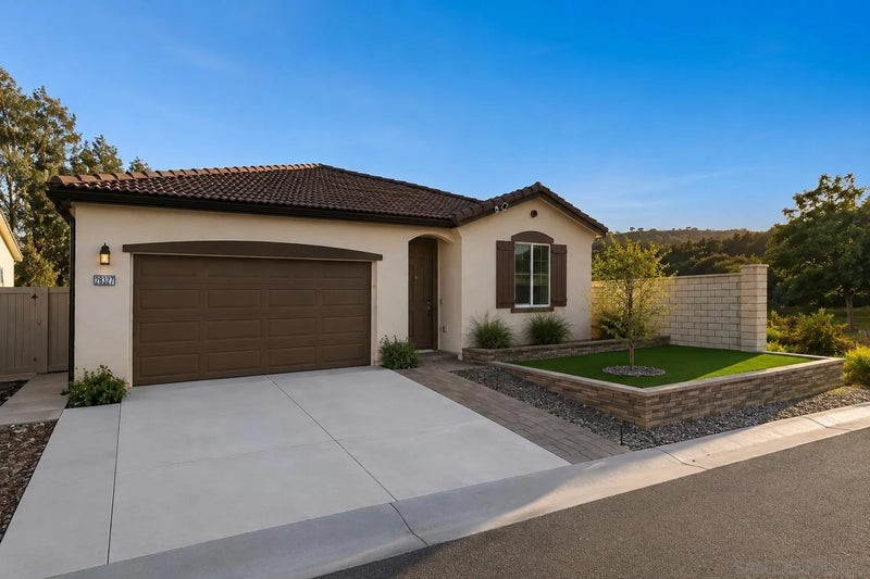 28327 Farm Creek