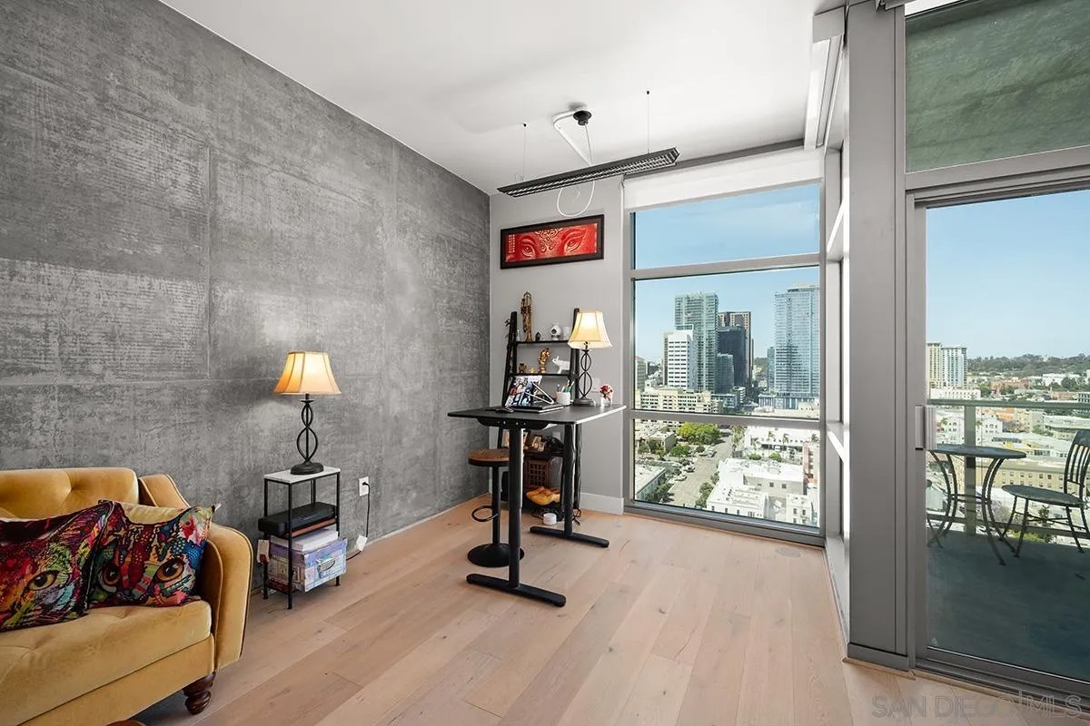 800 The Mark Ln 2002