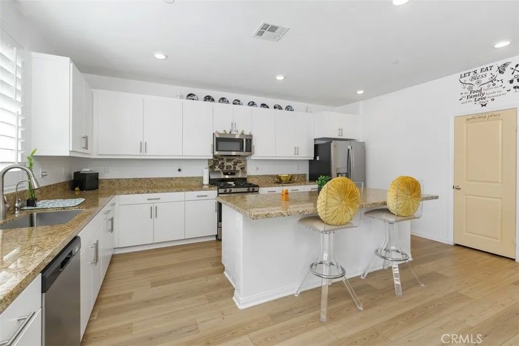 Photo of 5073 Moon Eye Way, Hemet, CA 92545 (MLS # SW26035186)