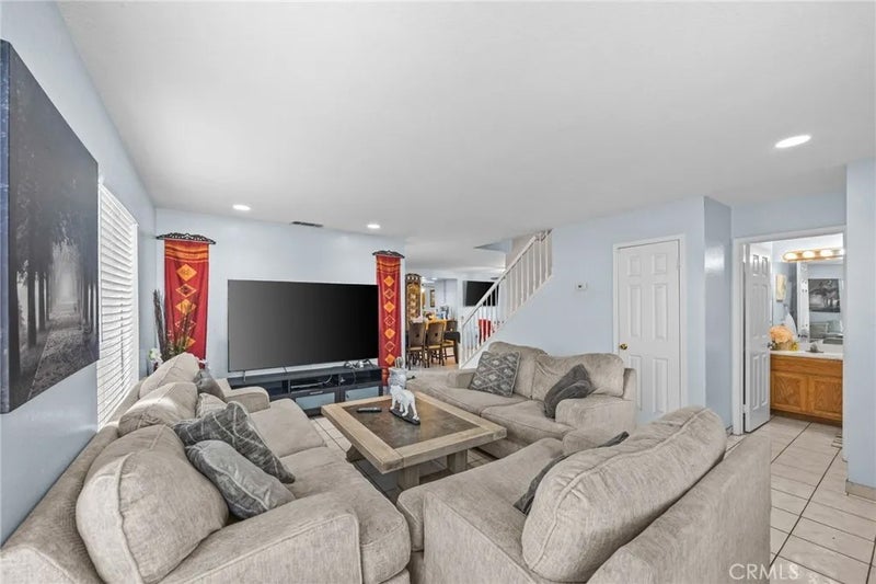 1450 W 9th