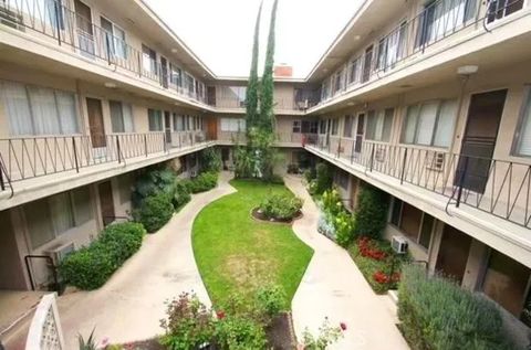 Tiny photo for 211 E California Ave #B5, Glendale, CA 91206 (MLS # PW25251824)