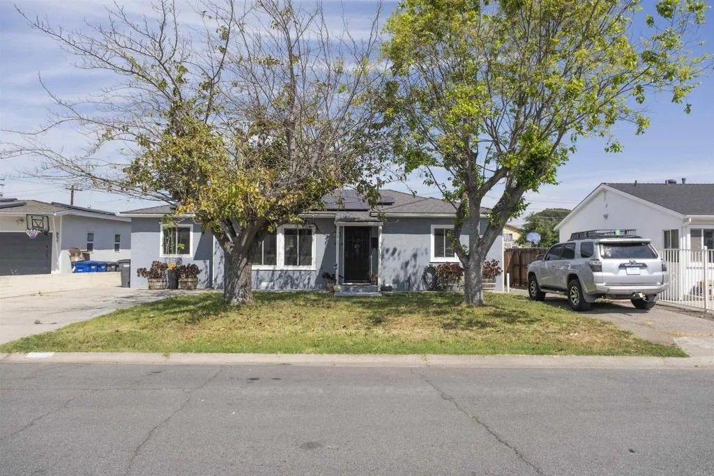 Photo of 638 Patricia Ln, El Cajon, CA 92020 (MLS # PTP2602489)