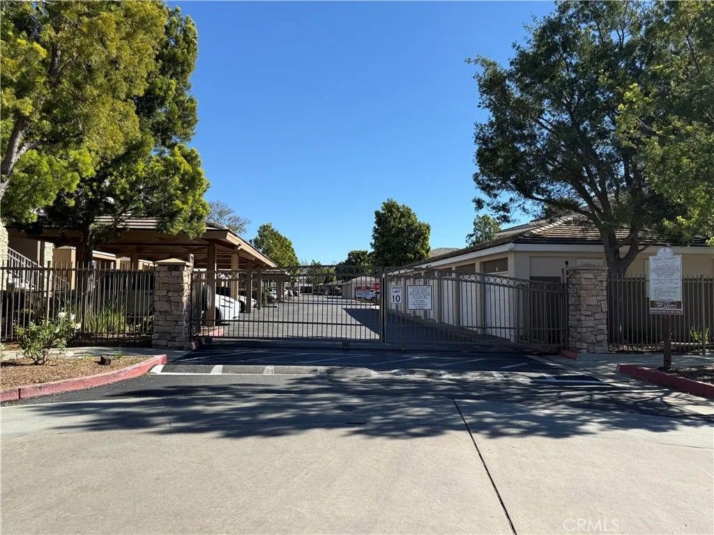 Photo of 31281 David Ln, Temecula, CA 92592 (MLS # SW26039331)