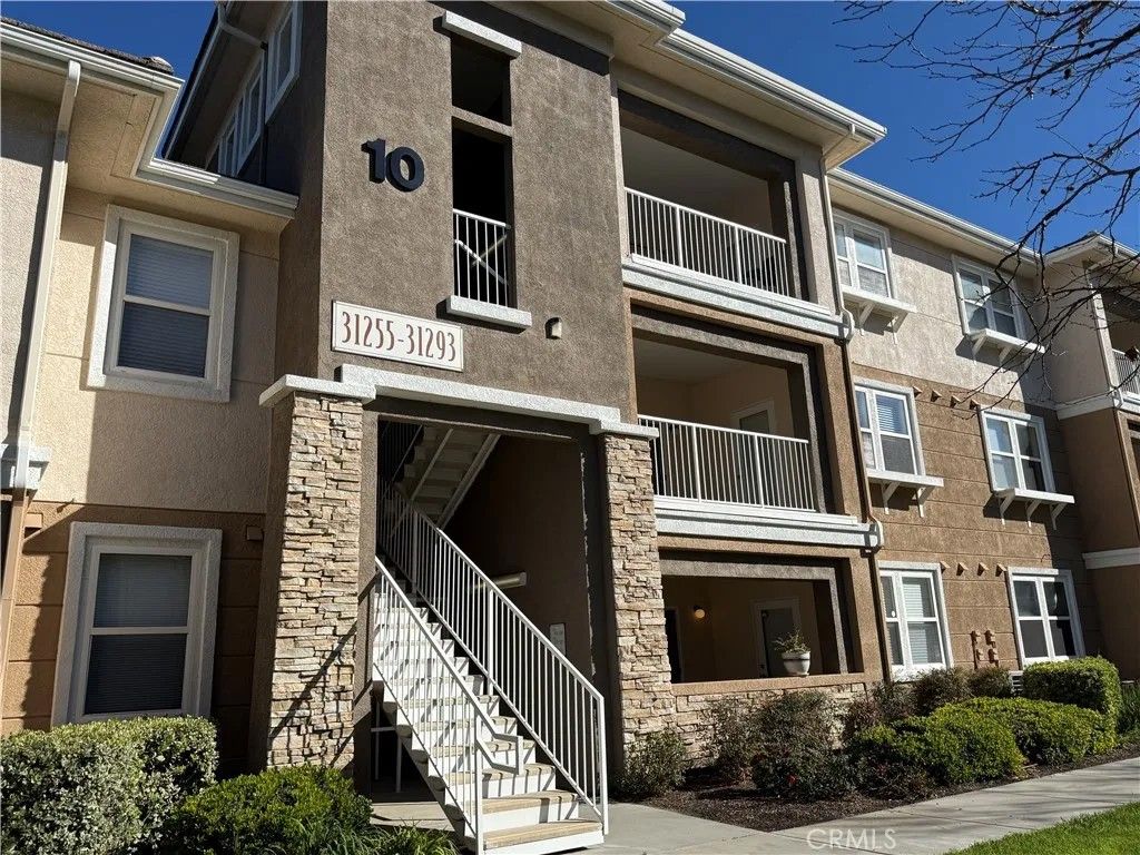 Photo of 31281 David Ln, Temecula, CA 92592 (MLS # SW26039331)