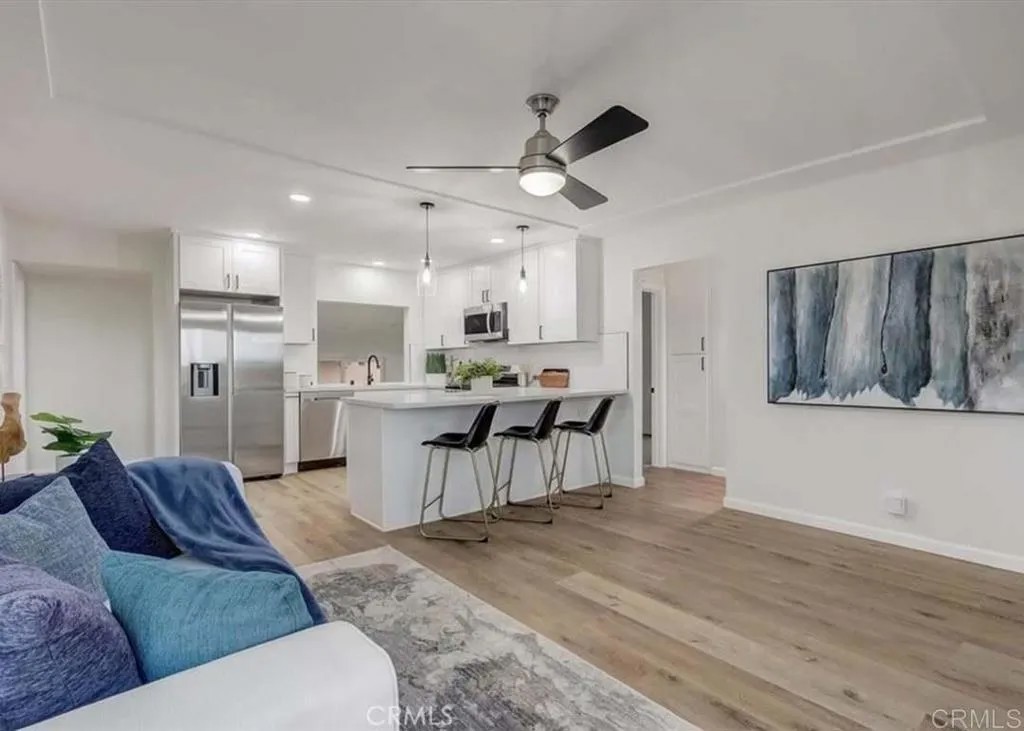 2705 Dennis Lane