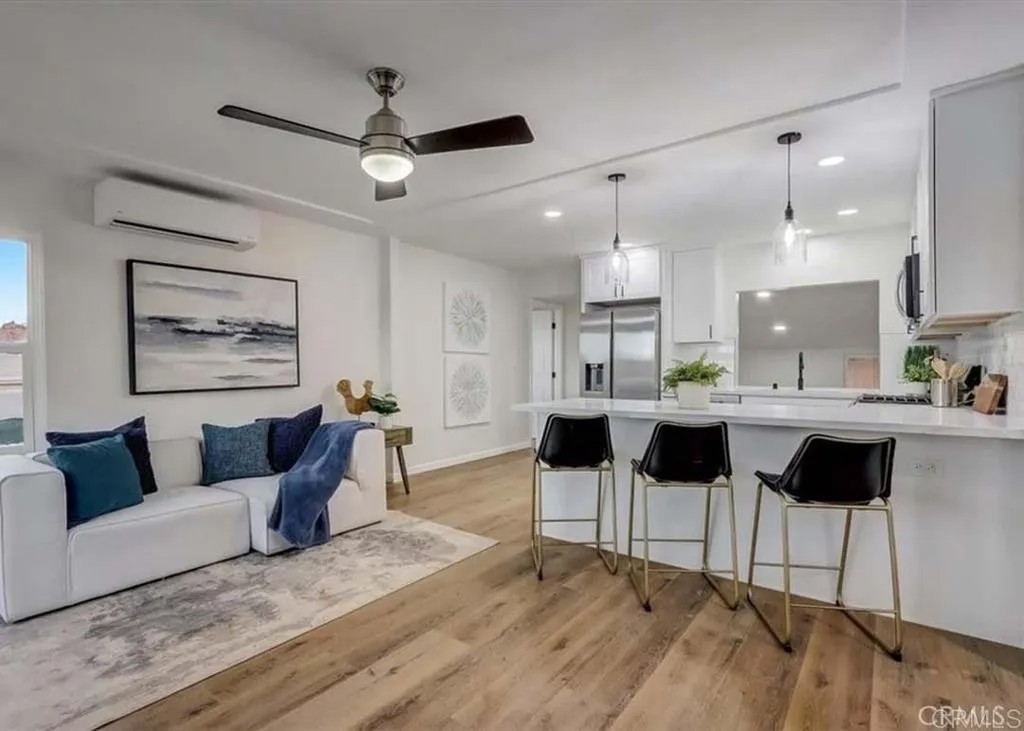 2705 Dennis Lane