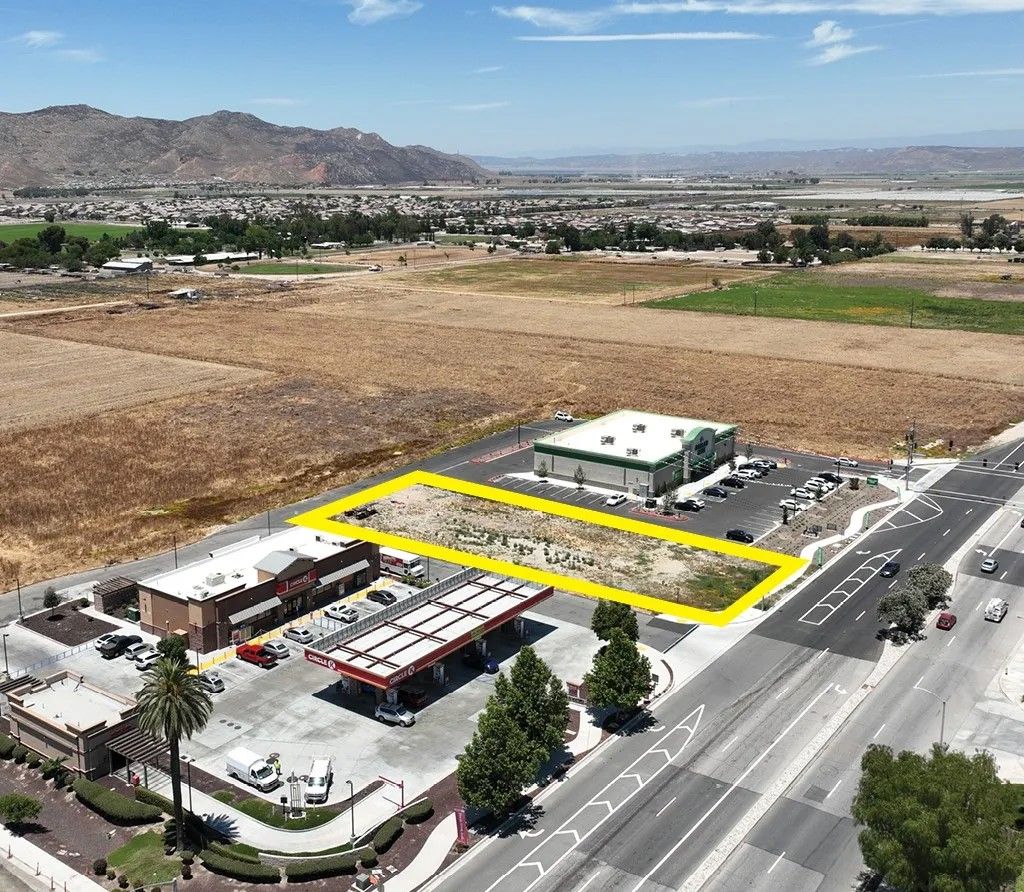 Photo of 0 S Sanderson Avenue, San Jacinto, CA 92582 (MLS # IV23124632)