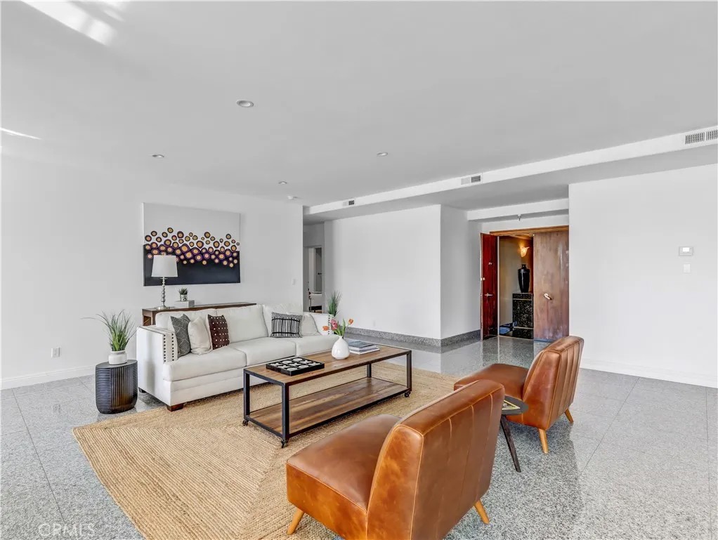 1333 S Beverly Glen Boulevard 402