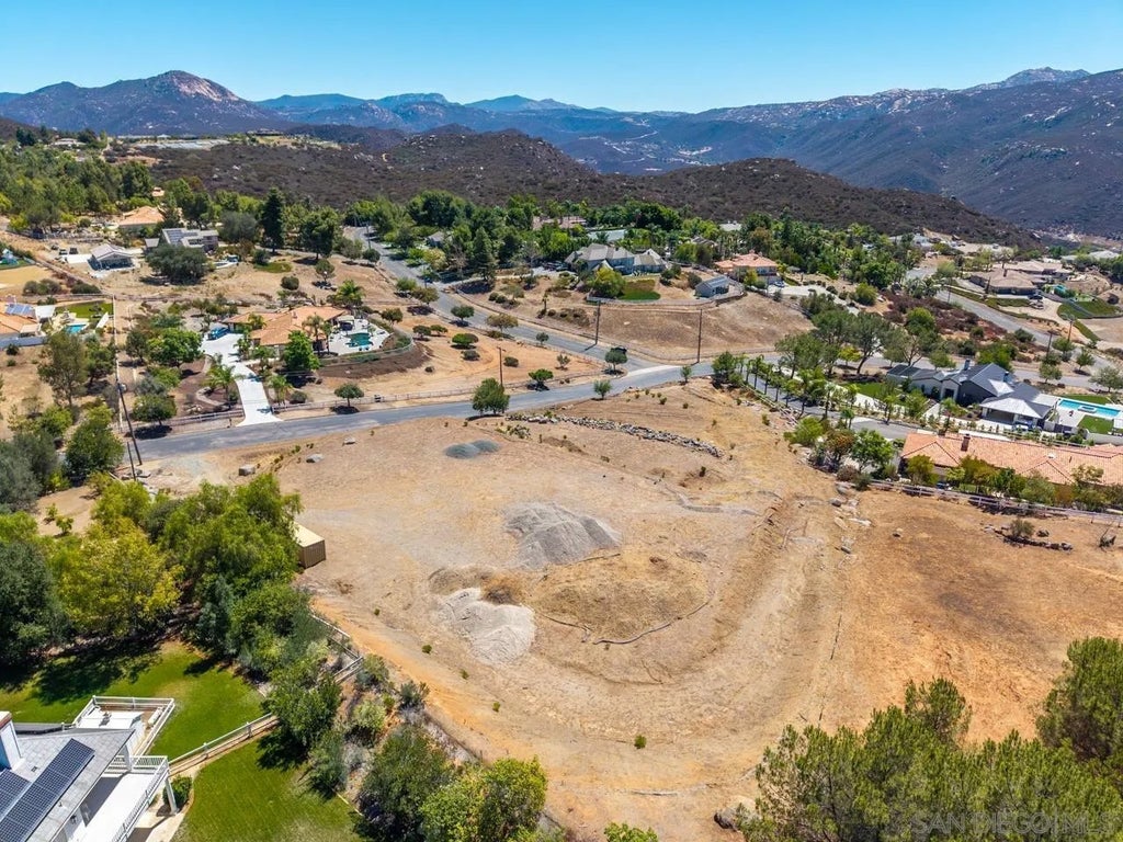 Photo of 2824 Via Asoleado, Alpine, CA 91901 (MLS # 260017453)