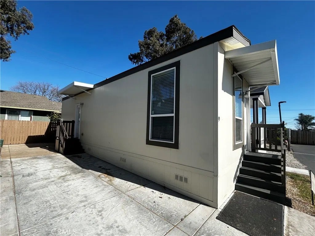 Photo of 1490 E 6th St #9, Beaumont, CA 92223 (MLS # JT26027870)