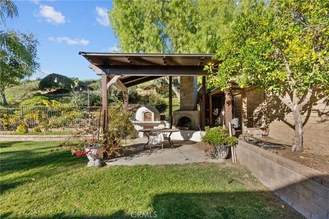 Tiny photo for 28988 Rock Canyon, Saugus, CA 91390 (MLS # SR25248535)