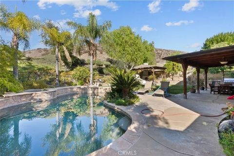 Tiny photo for 28988 Rock Canyon, Saugus, CA 91390 (MLS # SR25248535)