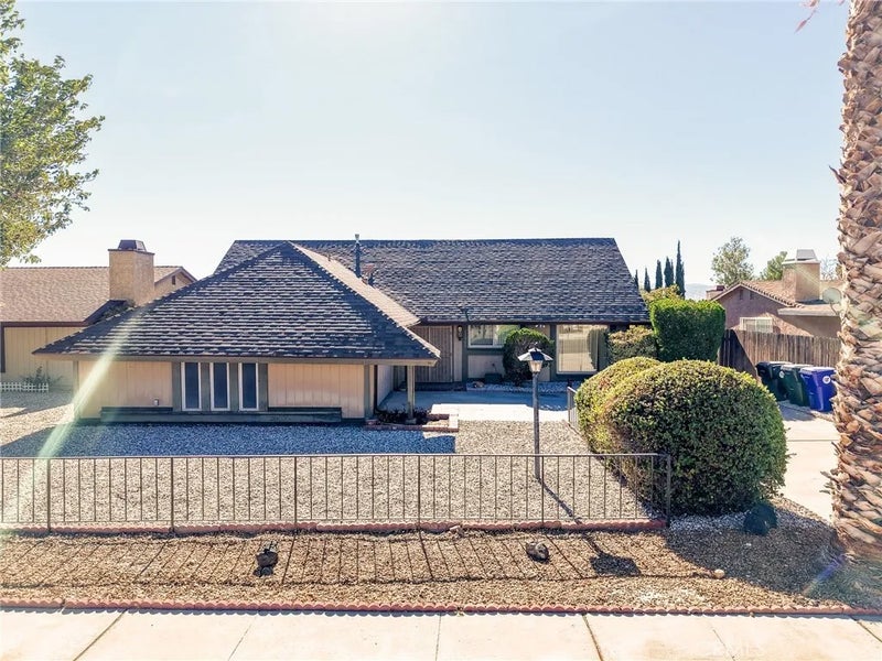 15560 Elmwood Drive