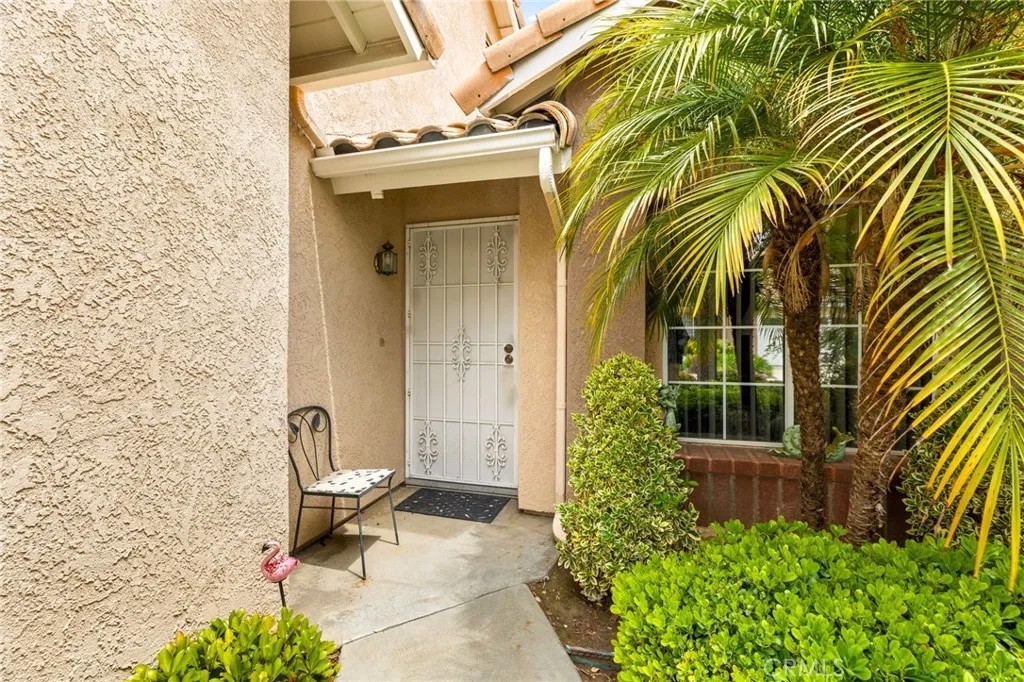 672 La Quinta Drive