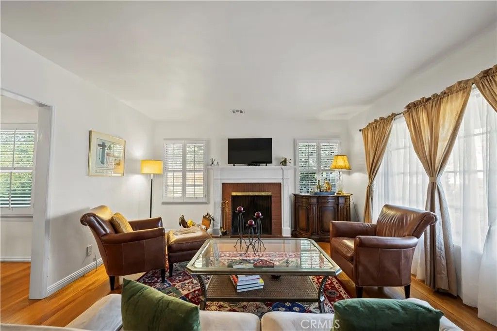 Photo of 2937 Claremont Heights, Claremont, CA 91711 (MLS # CV26024713)