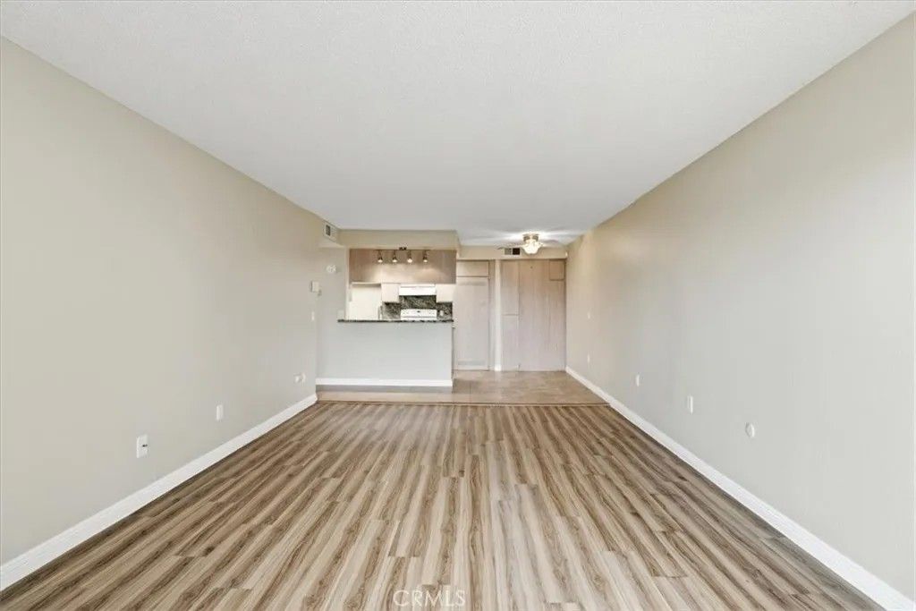 Photo of 1517 E Garfield Ave #32, Glendale, CA 91205 (MLS # IG26018136)