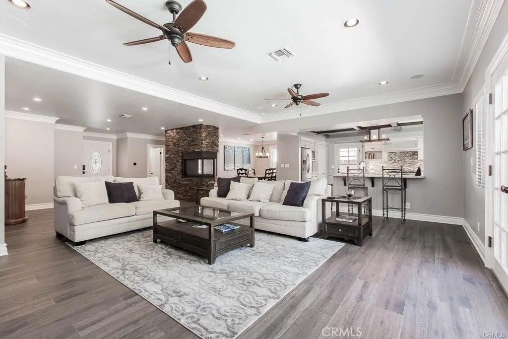 Photo of 16009 Acre Street, North Hills, CA 91343 (MLS # SR25271067)